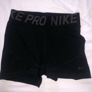 black nike pro shorts